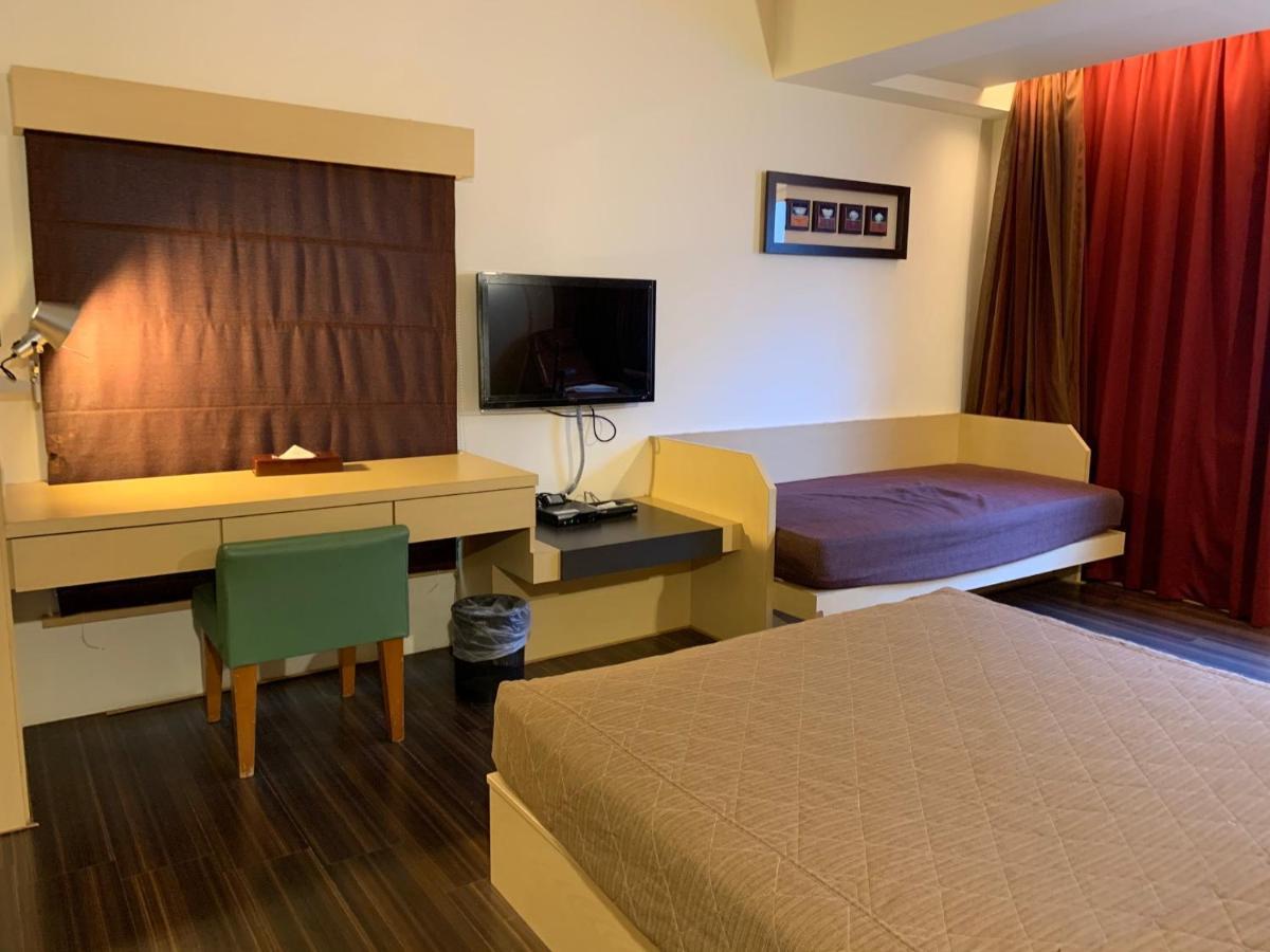 Yhc Hotel Tajnan Kültér fotó