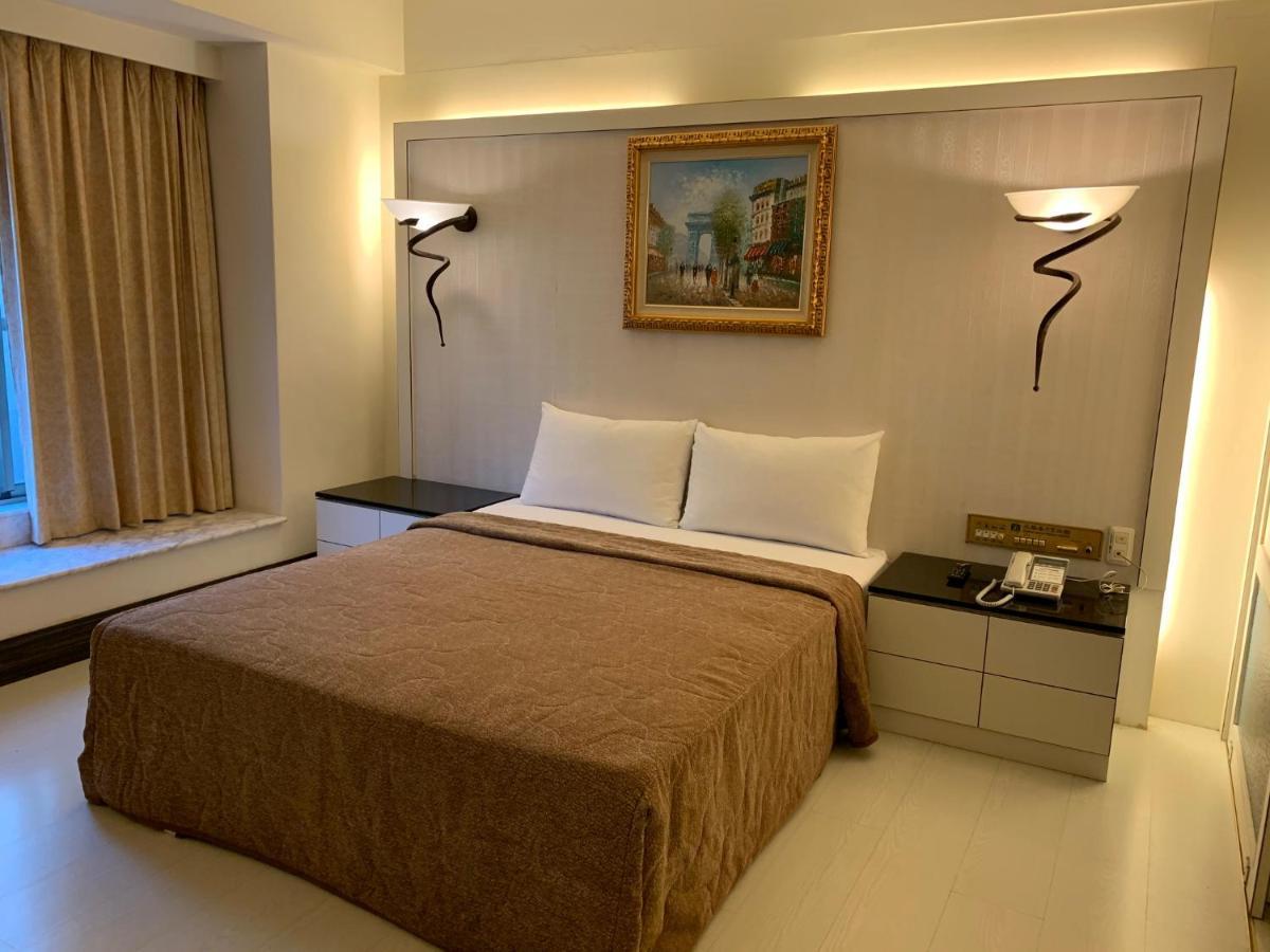 Yhc Hotel Tajnan Kültér fotó