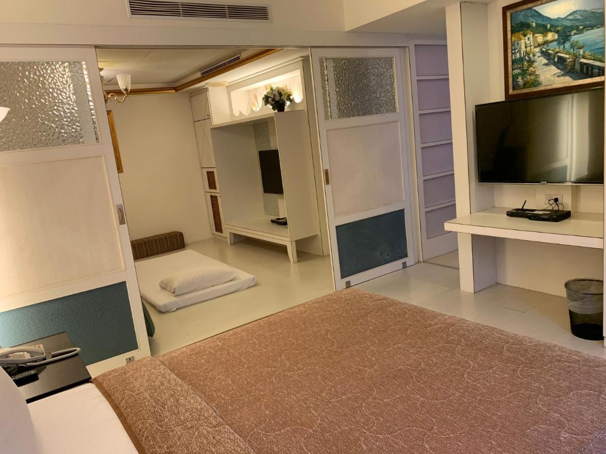 Yhc Hotel Tajnan Kültér fotó