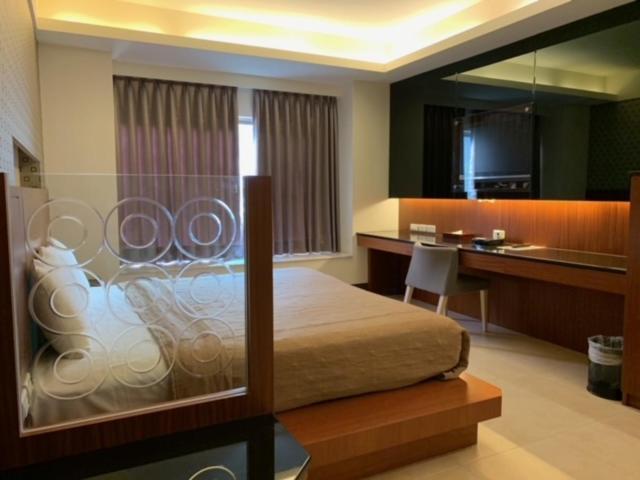 Yhc Hotel Tajnan Kültér fotó