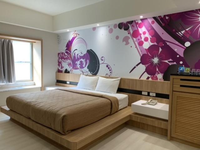 Yhc Hotel Tajnan Kültér fotó