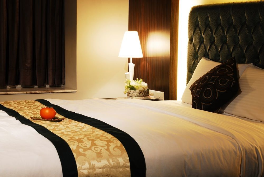 Yhc Hotel Tajnan Kültér fotó
