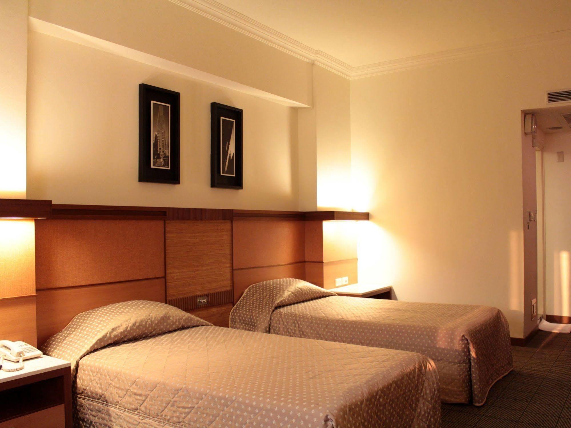 Yhc Hotel Tajnan Kültér fotó