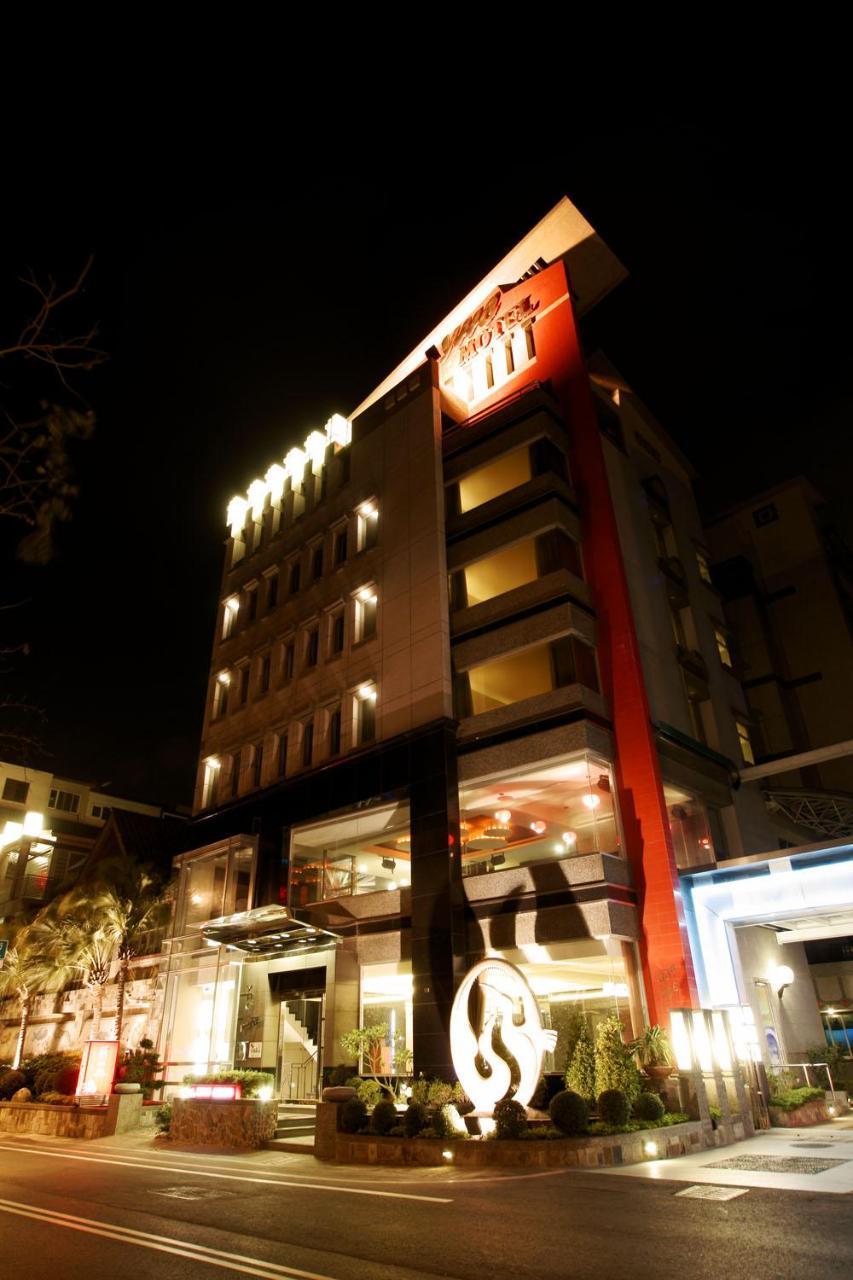 Yhc Hotel Tajnan Kültér fotó