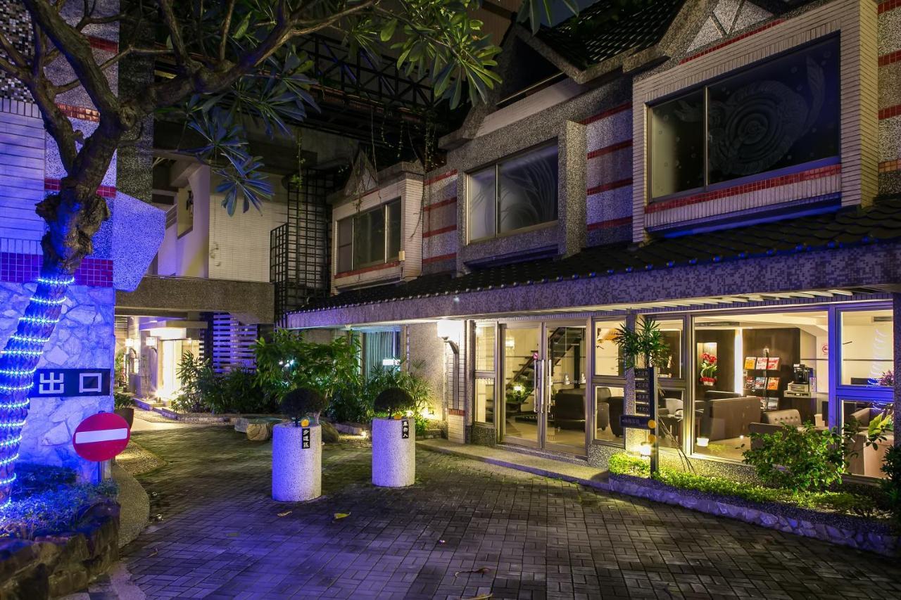 Yhc Hotel Tajnan Kültér fotó
