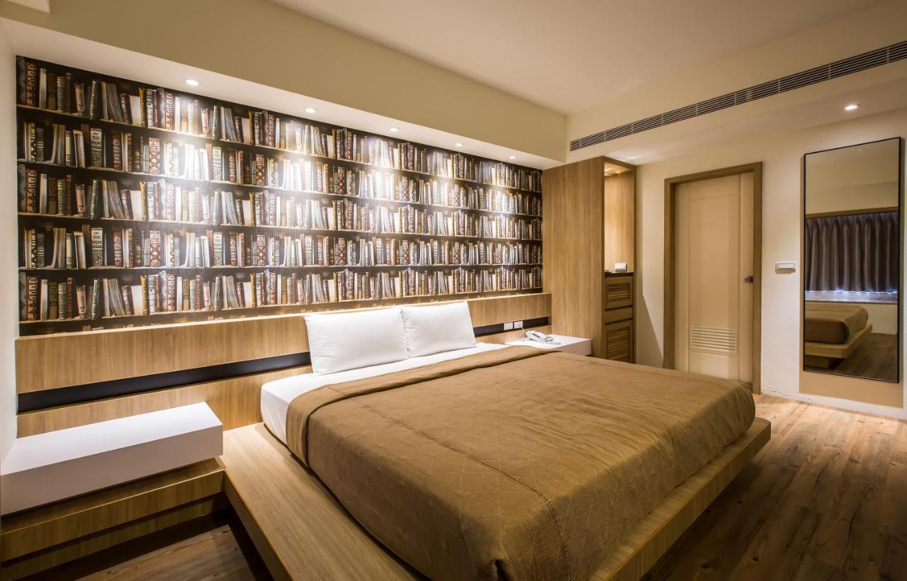 Yhc Hotel Tajnan Kültér fotó